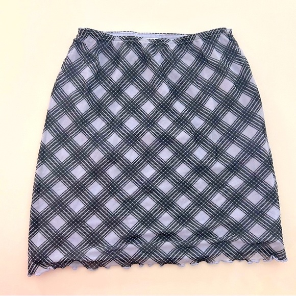 Hollister | Ultra High Rise Purple Plaid Skirt in XSmall - Picture 1 of 3